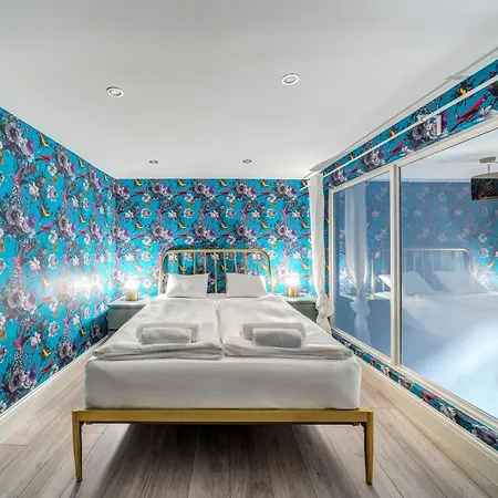 Azure Oasis In The Heart Of The Appartement Boedapest